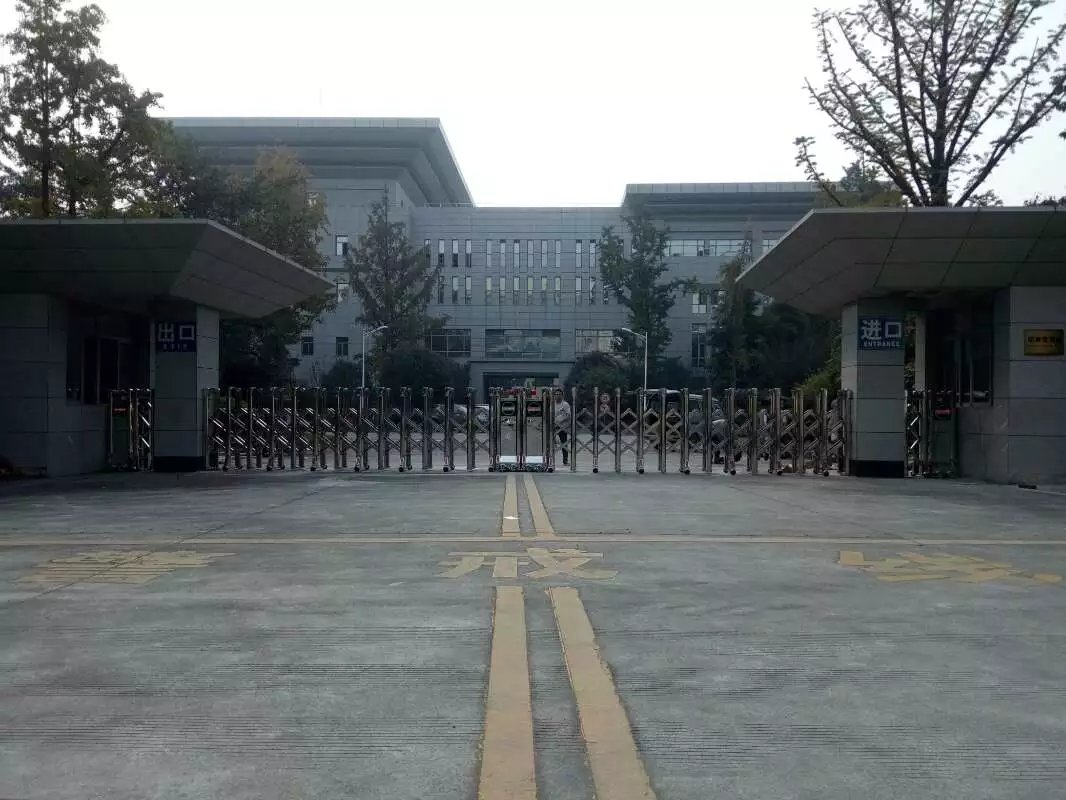 正阳县正阳县四川消防总队伸缩门